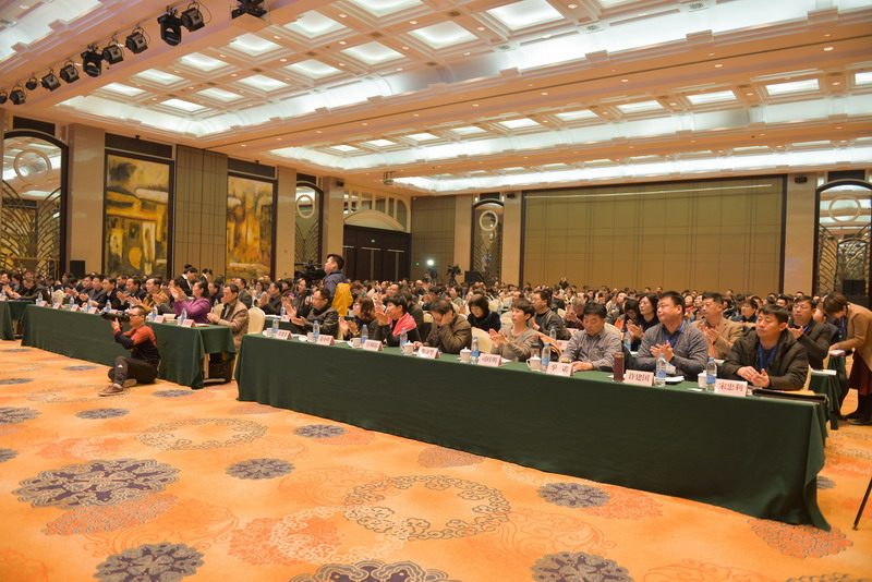 日出水了啊快点使劲动态图