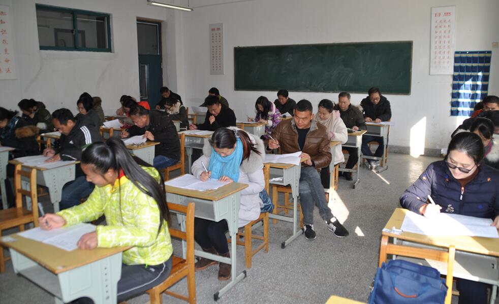 日出水了啊快点使劲动态图