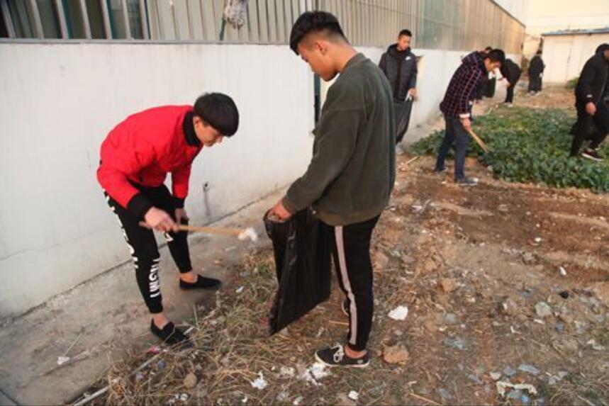 日出水了啊快点使劲动态图