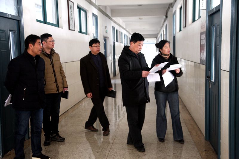 日出水了啊快点使劲动态图