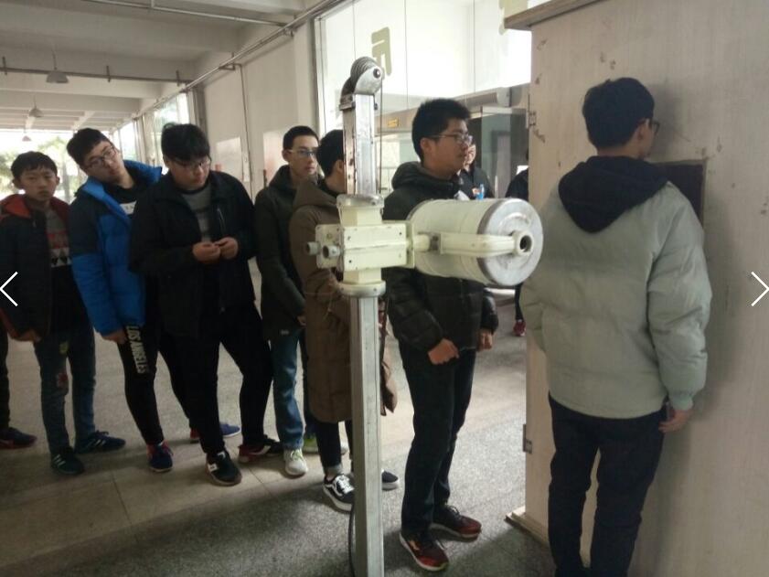 日出水了啊快点使劲动态图