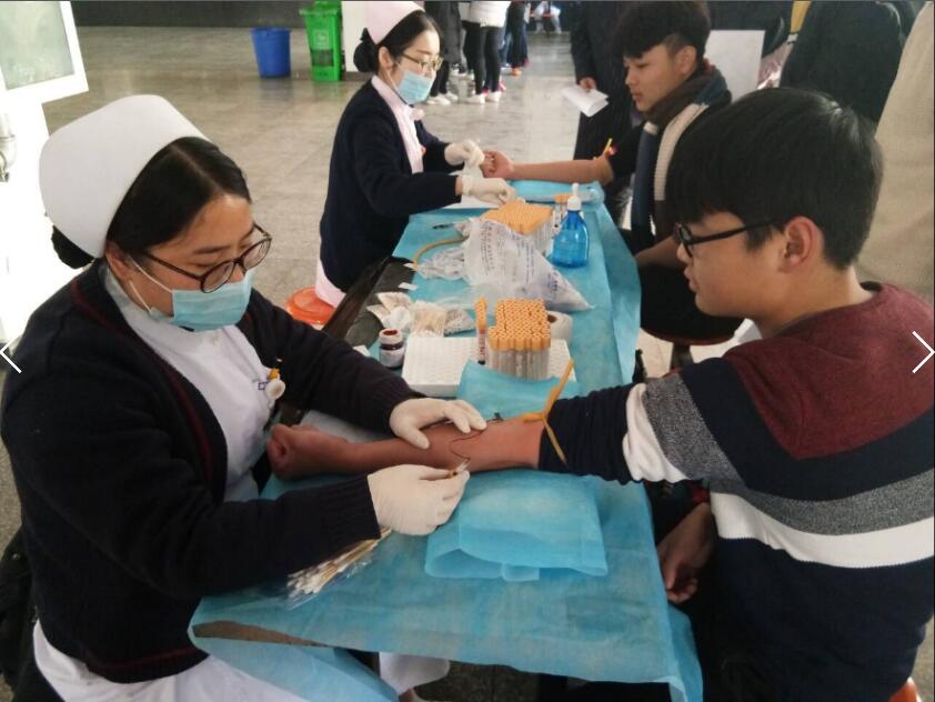 日出水了啊快点使劲动态图