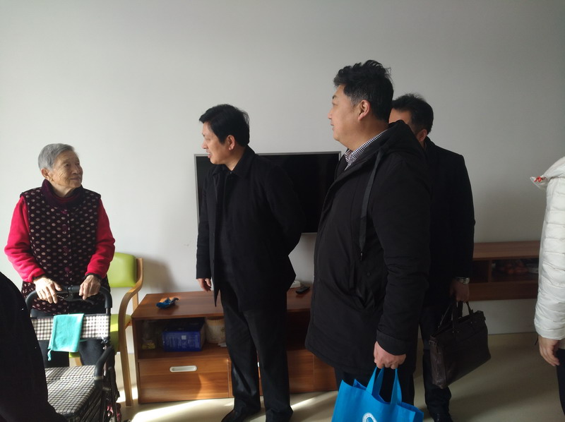 日出水了啊快点使劲动态图