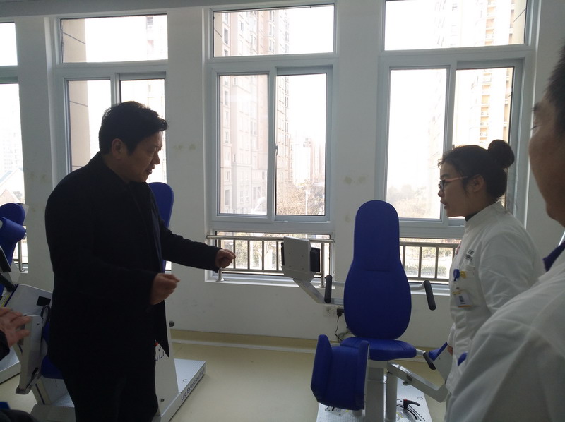 日出水了啊快点使劲动态图