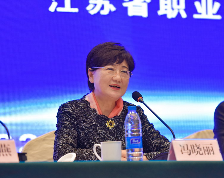 日出水了啊快点使劲动态图