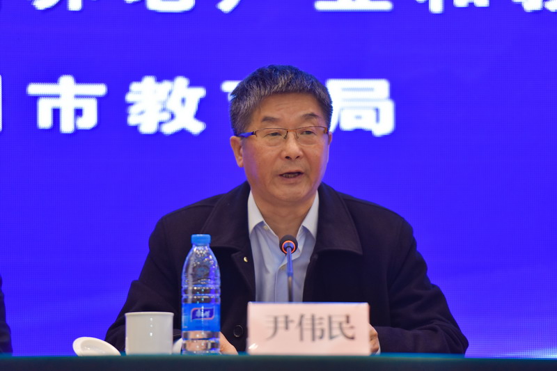 日出水了啊快点使劲动态图