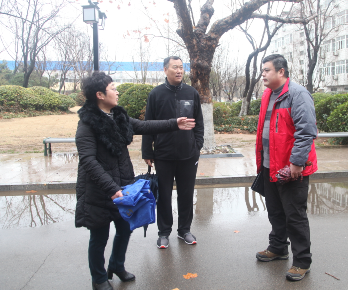 日出水了啊快点使劲动态图