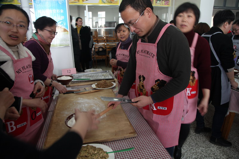 日出水了啊快点使劲动态图