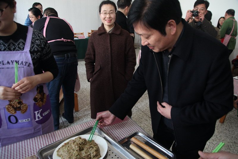 日出水了啊快点使劲动态图