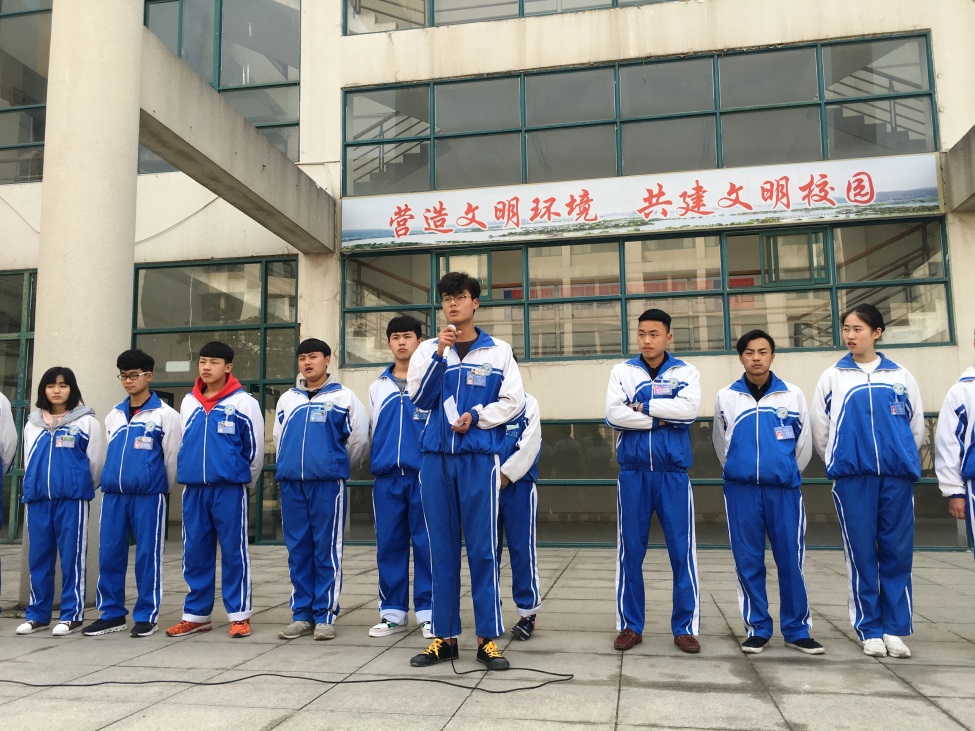 日出水了啊快点使劲动态图