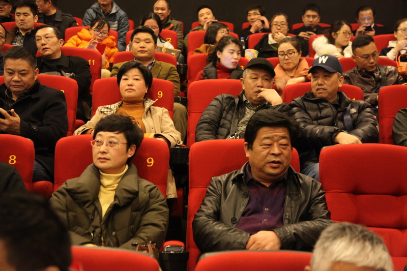 日出水了啊快点使劲动态图