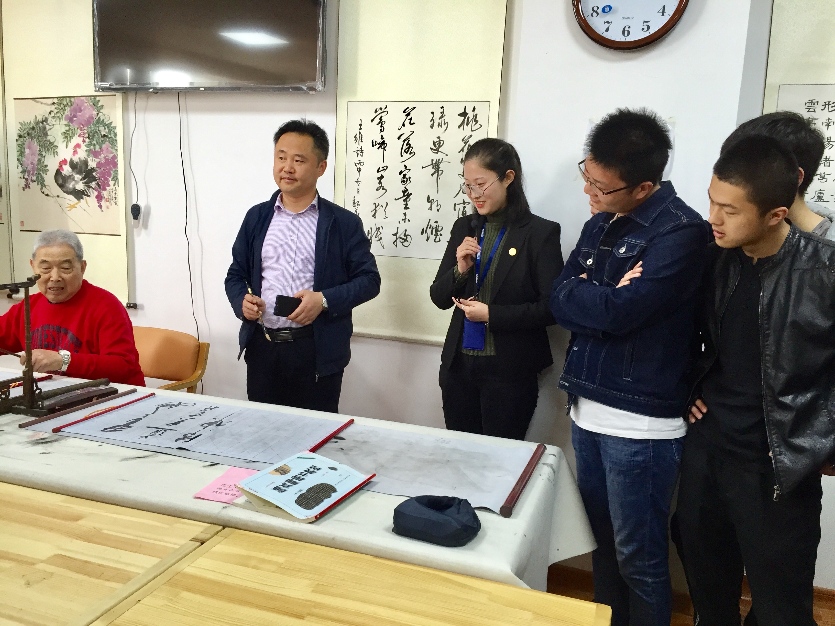 日出水了啊快点使劲动态图