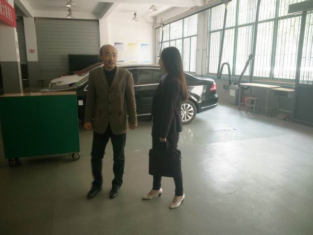 日出水了啊快点使劲动态图