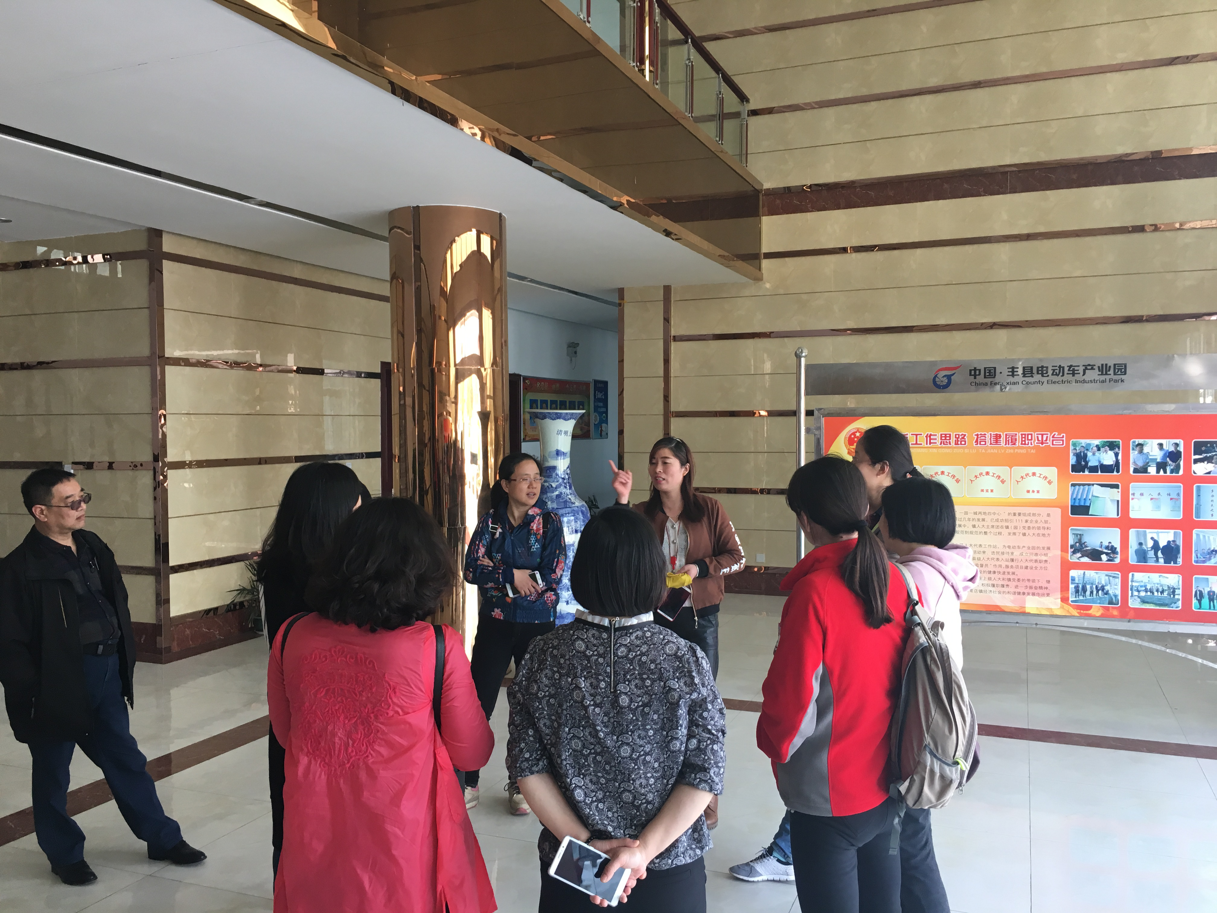 日出水了啊快点使劲动态图