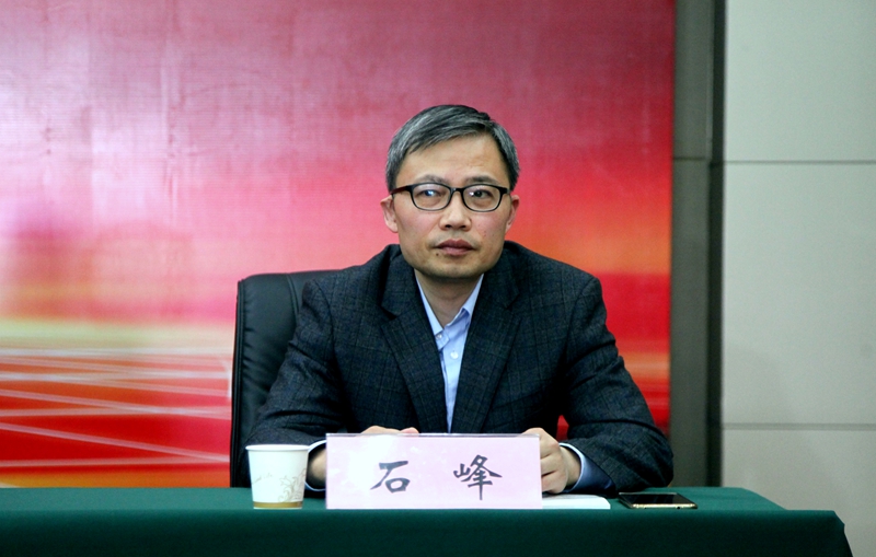 日出水了啊快点使劲动态图