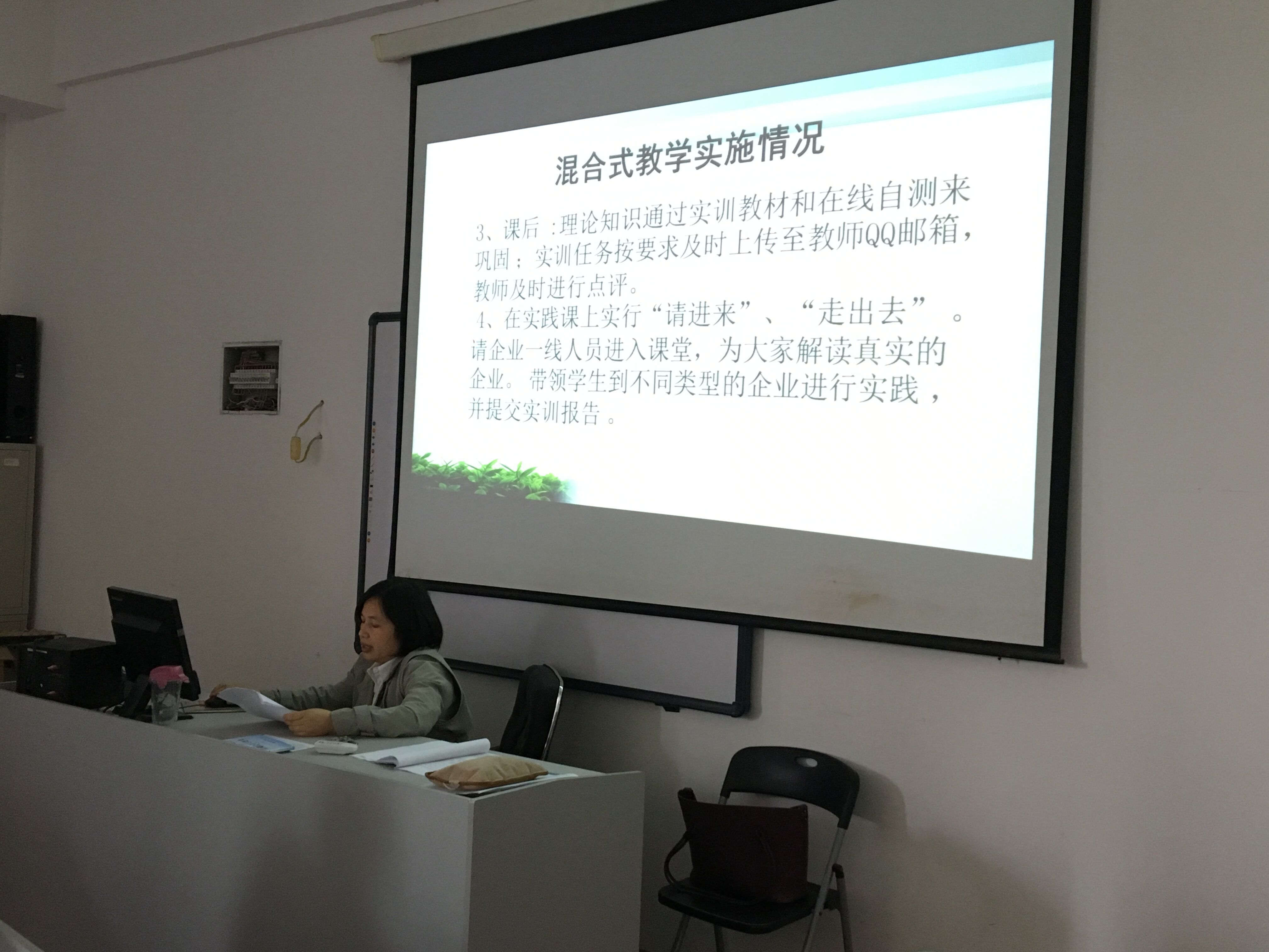 日出水了啊快点使劲动态图