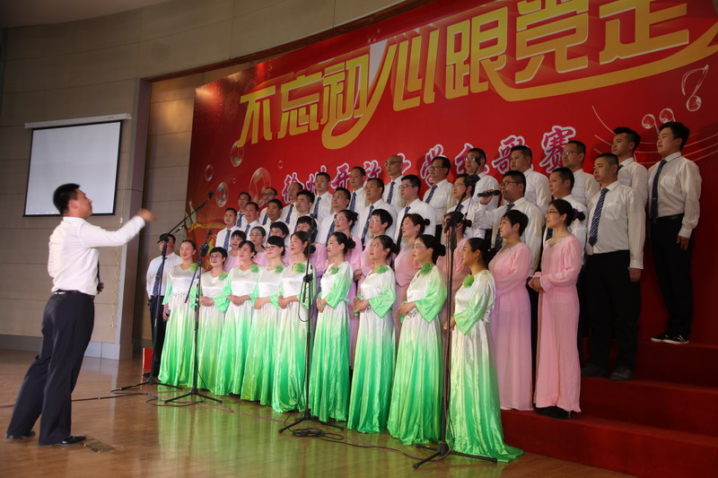 日出水了啊快点使劲动态图