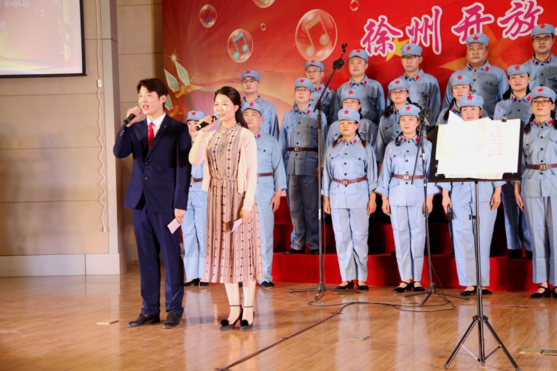 日出水了啊快点使劲动态图