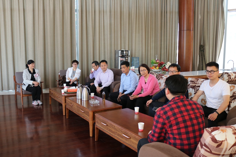 日出水了啊快点使劲动态图