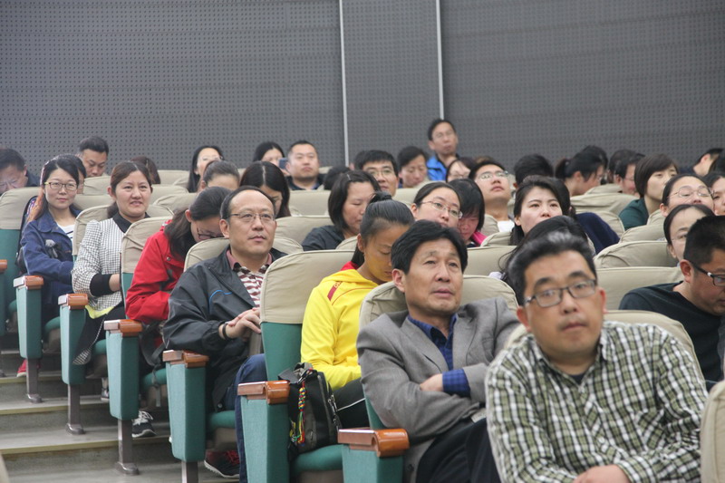 日出水了啊快点使劲动态图