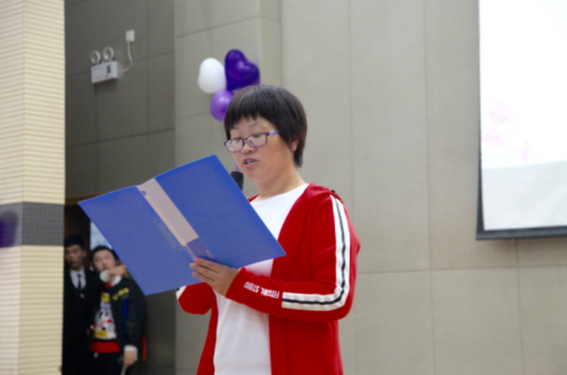 日出水了啊快点使劲动态图