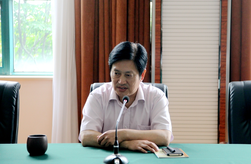 日出水了啊快点使劲动态图