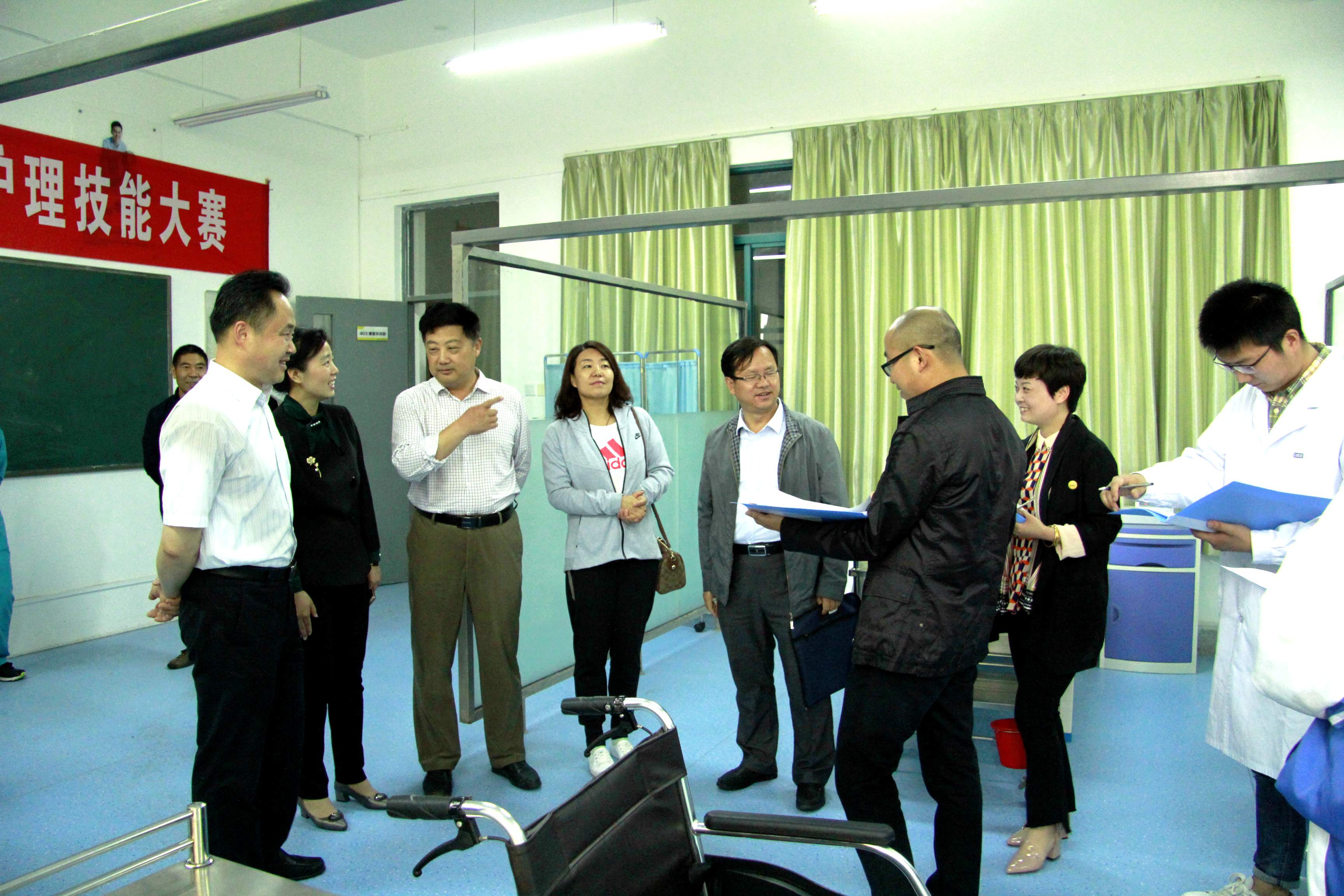 日出水了啊快点使劲动态图