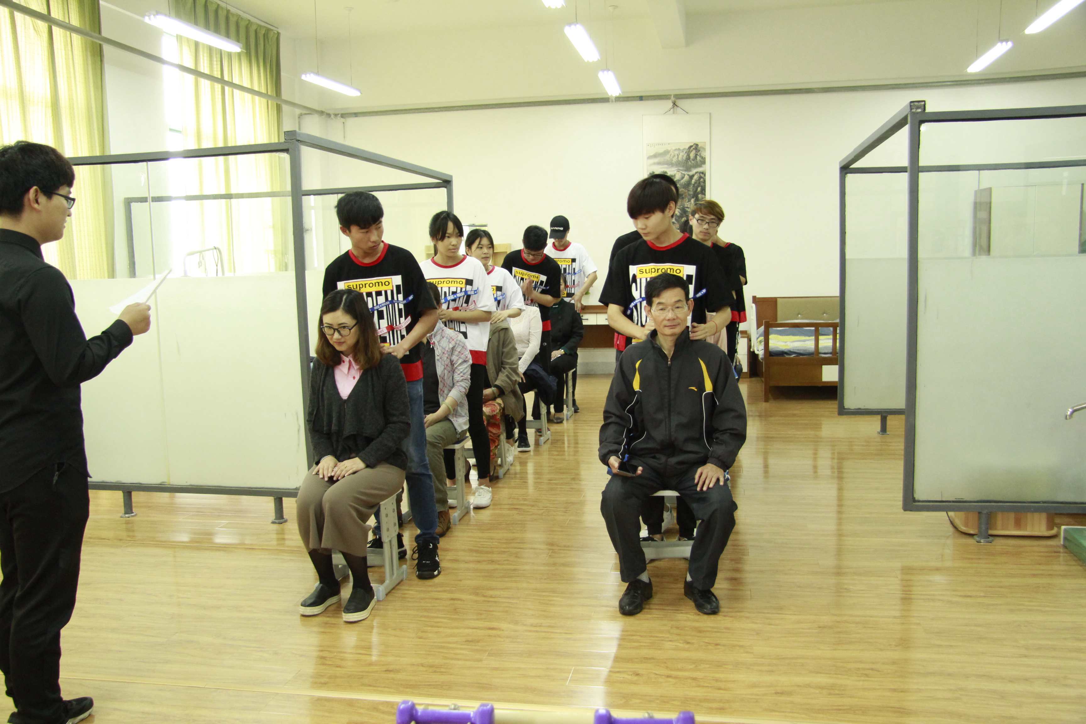 日出水了啊快点使劲动态图