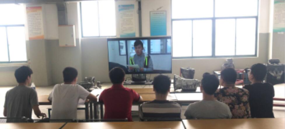 日出水了啊快点使劲动态图