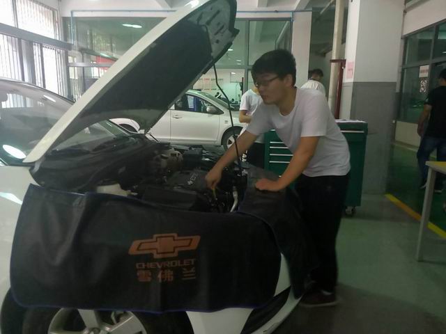 日出水了啊快点使劲动态图