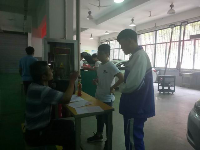 日出水了啊快点使劲动态图