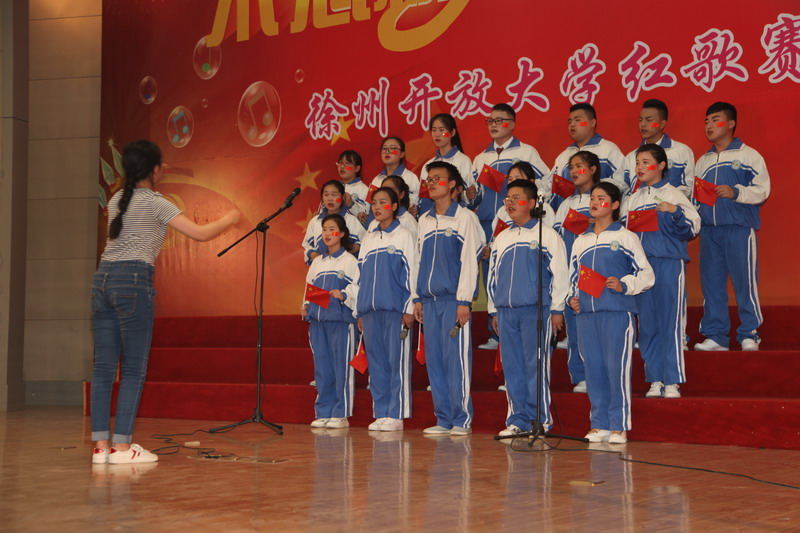 日出水了啊快点使劲动态图