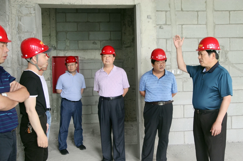 日出水了啊快点使劲动态图