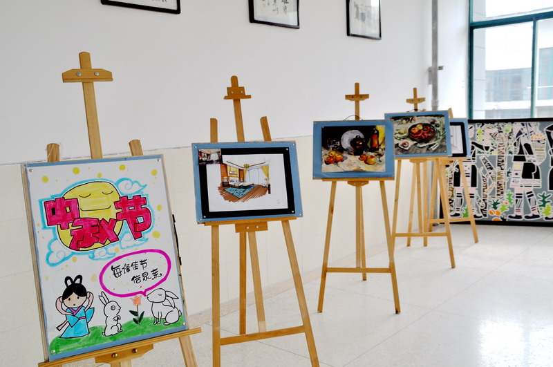 日出水了啊快点使劲动态图