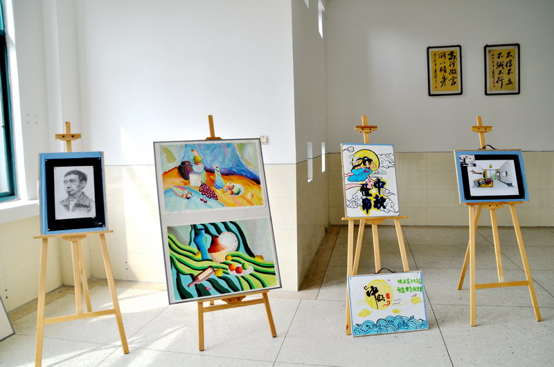 日出水了啊快点使劲动态图