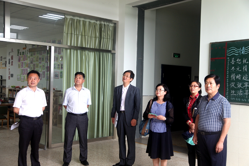 日出水了啊快点使劲动态图