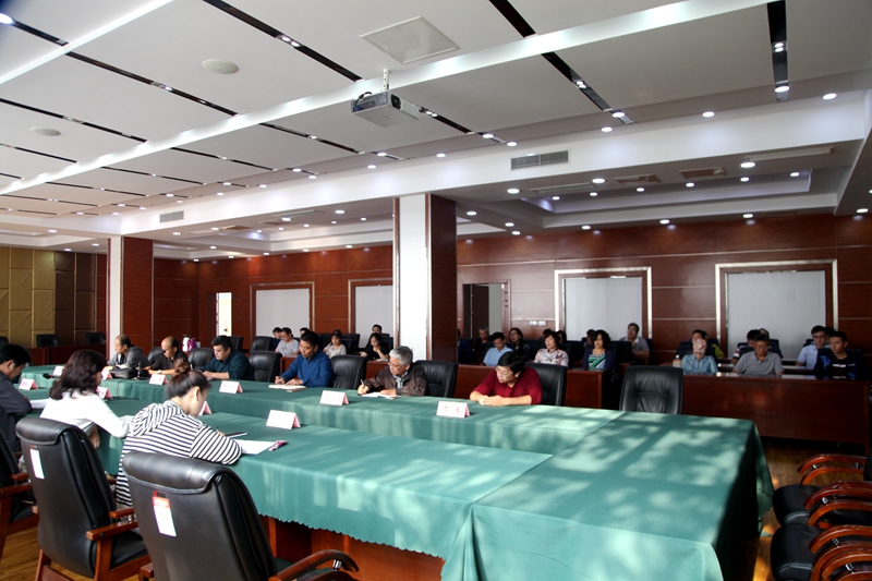 日出水了啊快点使劲动态图