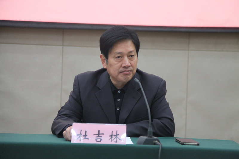 日出水了啊快点使劲动态图