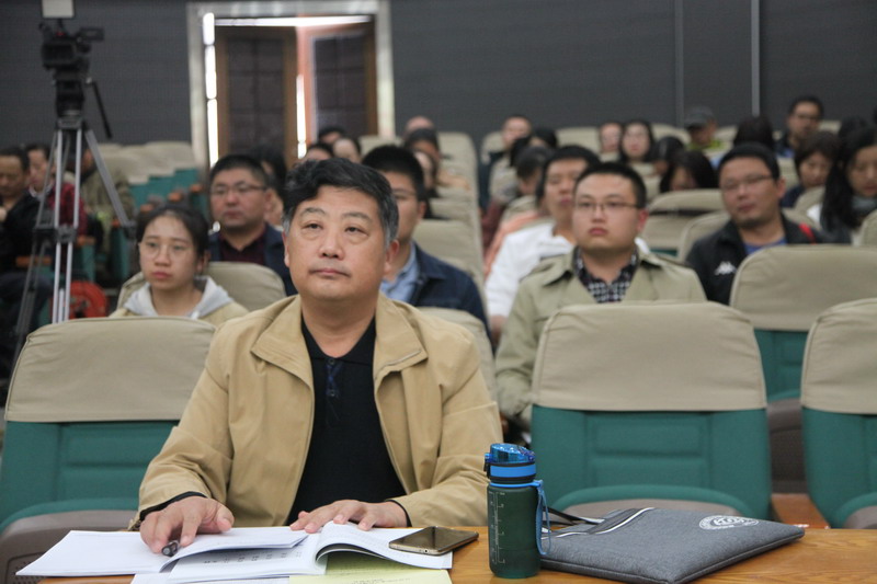 日出水了啊快点使劲动态图