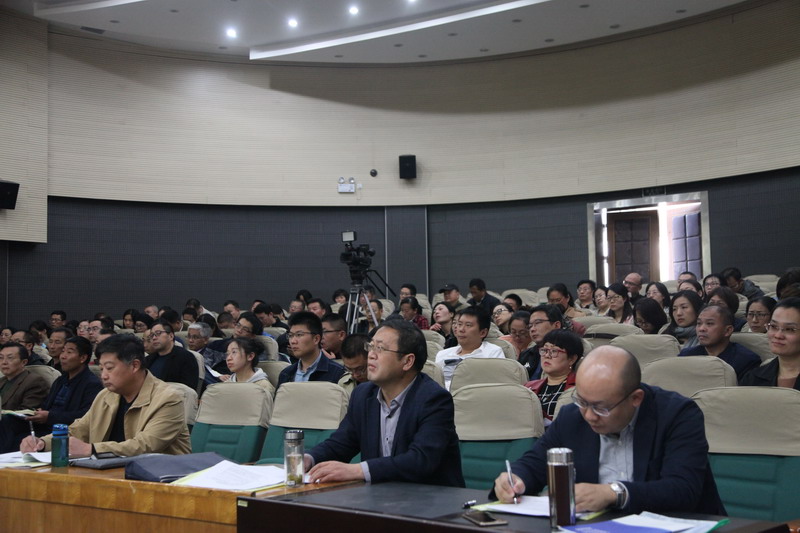 日出水了啊快点使劲动态图