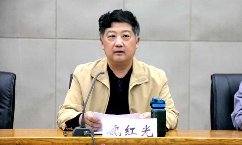 日出水了啊快点使劲动态图