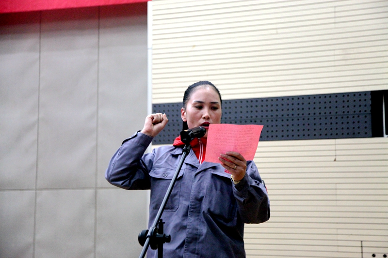 日出水了啊快点使劲动态图