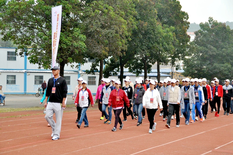 日出水了啊快点使劲动态图