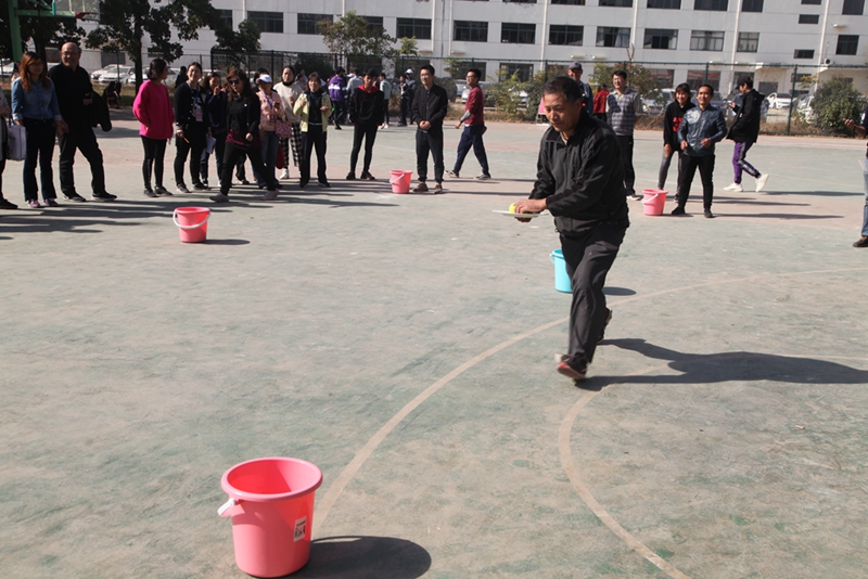 日出水了啊快点使劲动态图