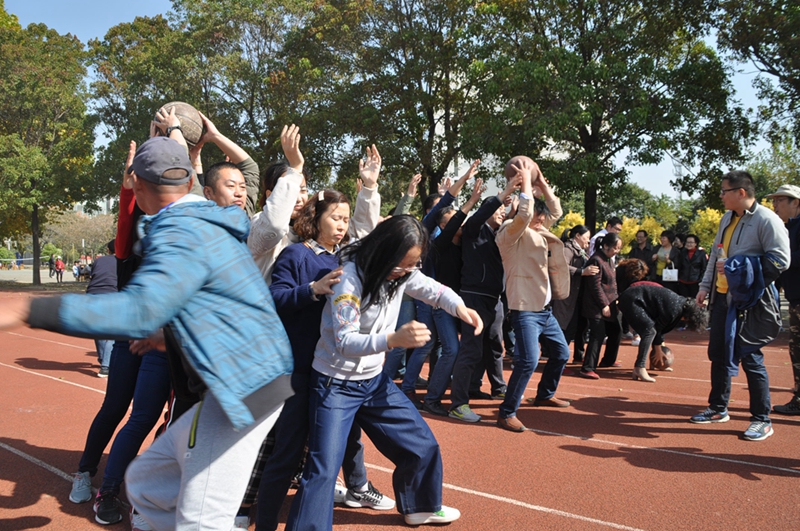 日出水了啊快点使劲动态图