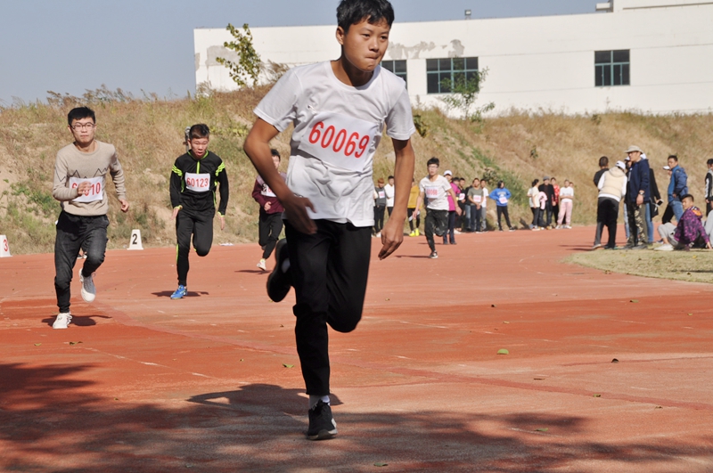 日出水了啊快点使劲动态图