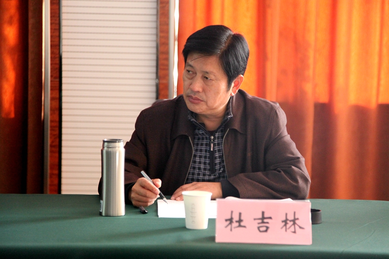 日出水了啊快点使劲动态图