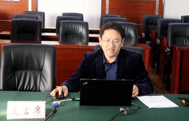 日出水了啊快点使劲动态图