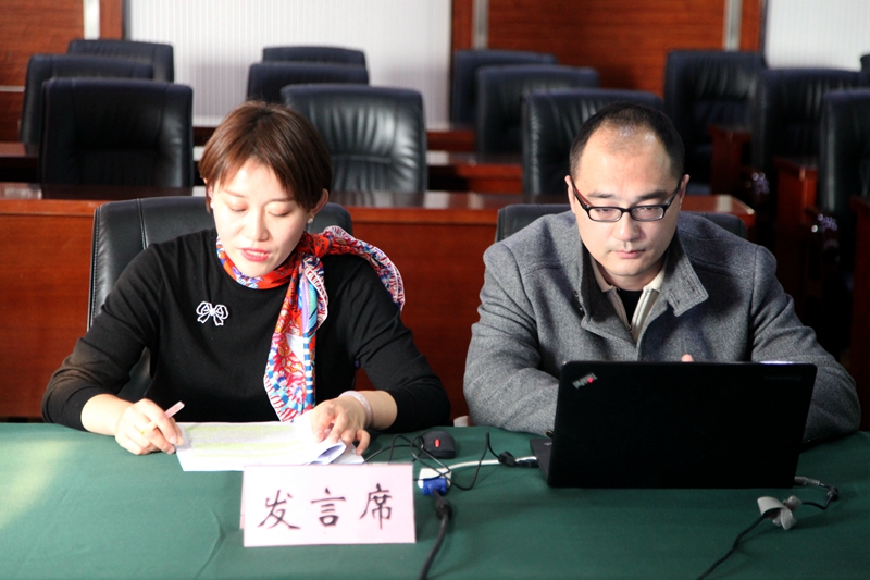 日出水了啊快点使劲动态图