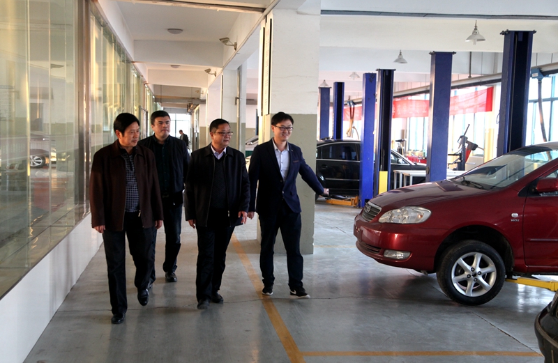 日出水了啊快点使劲动态图